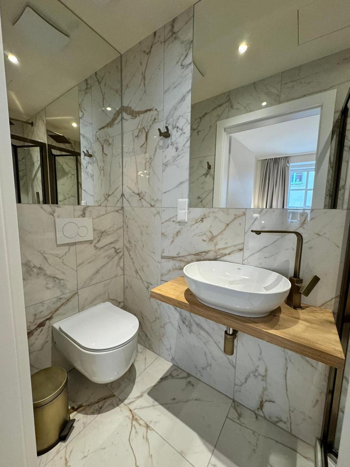Easy Vienna By Stadtpark - Newly Renovated Esterno foto